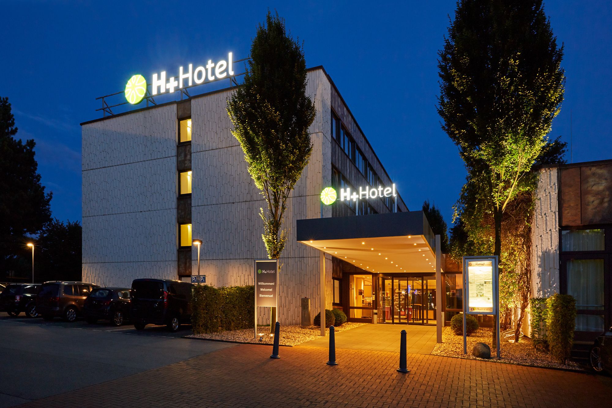 H+ Hotel Bochum (Ex. Ramada Hotel Bochum) in Bochum!