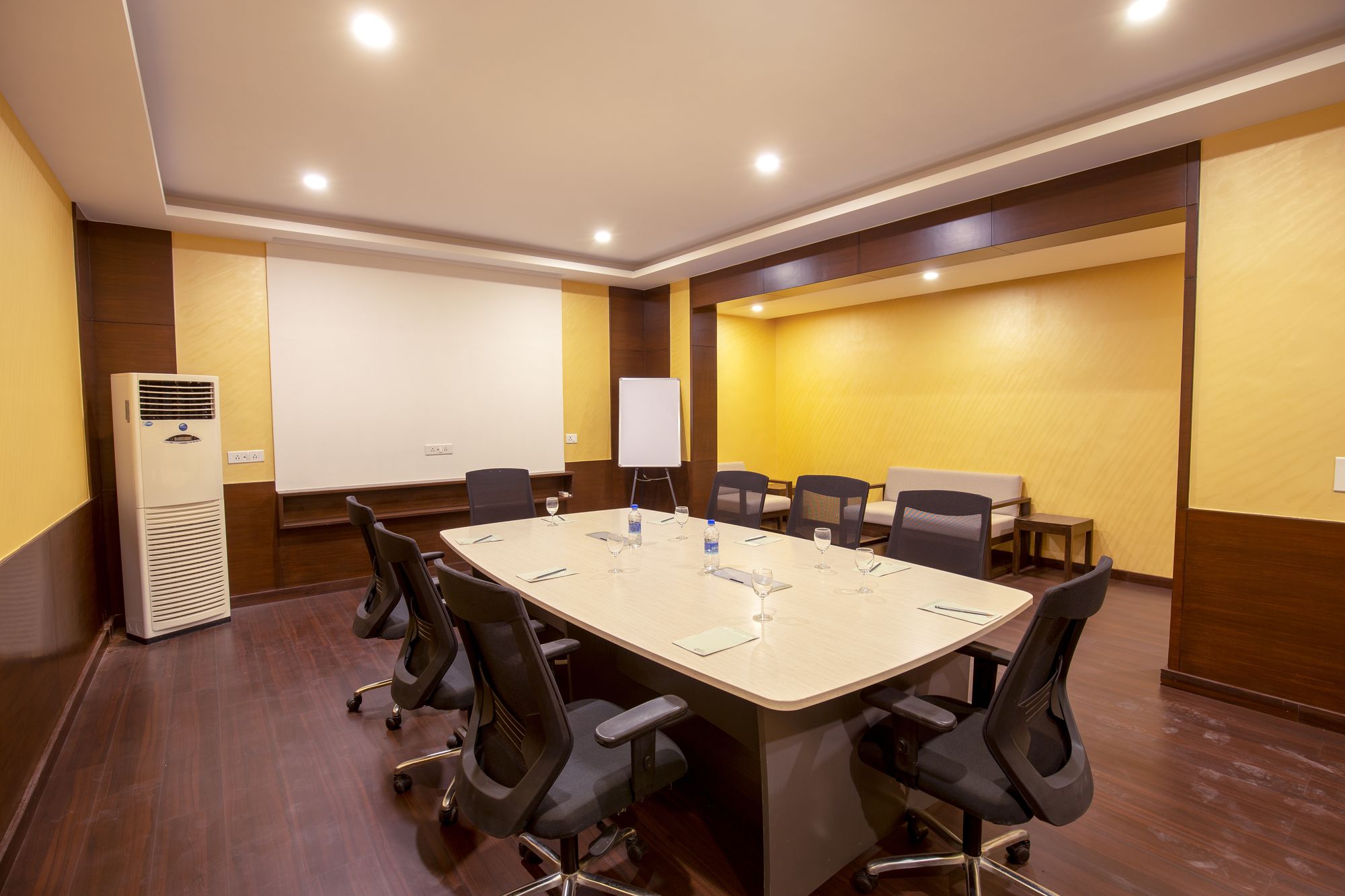 Hotel Mint Select 1 Noida