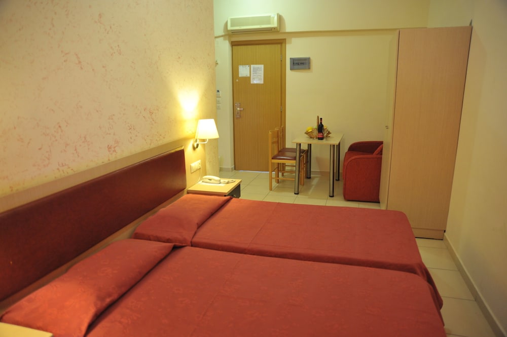 Anseli Hotel Apartments And Studios