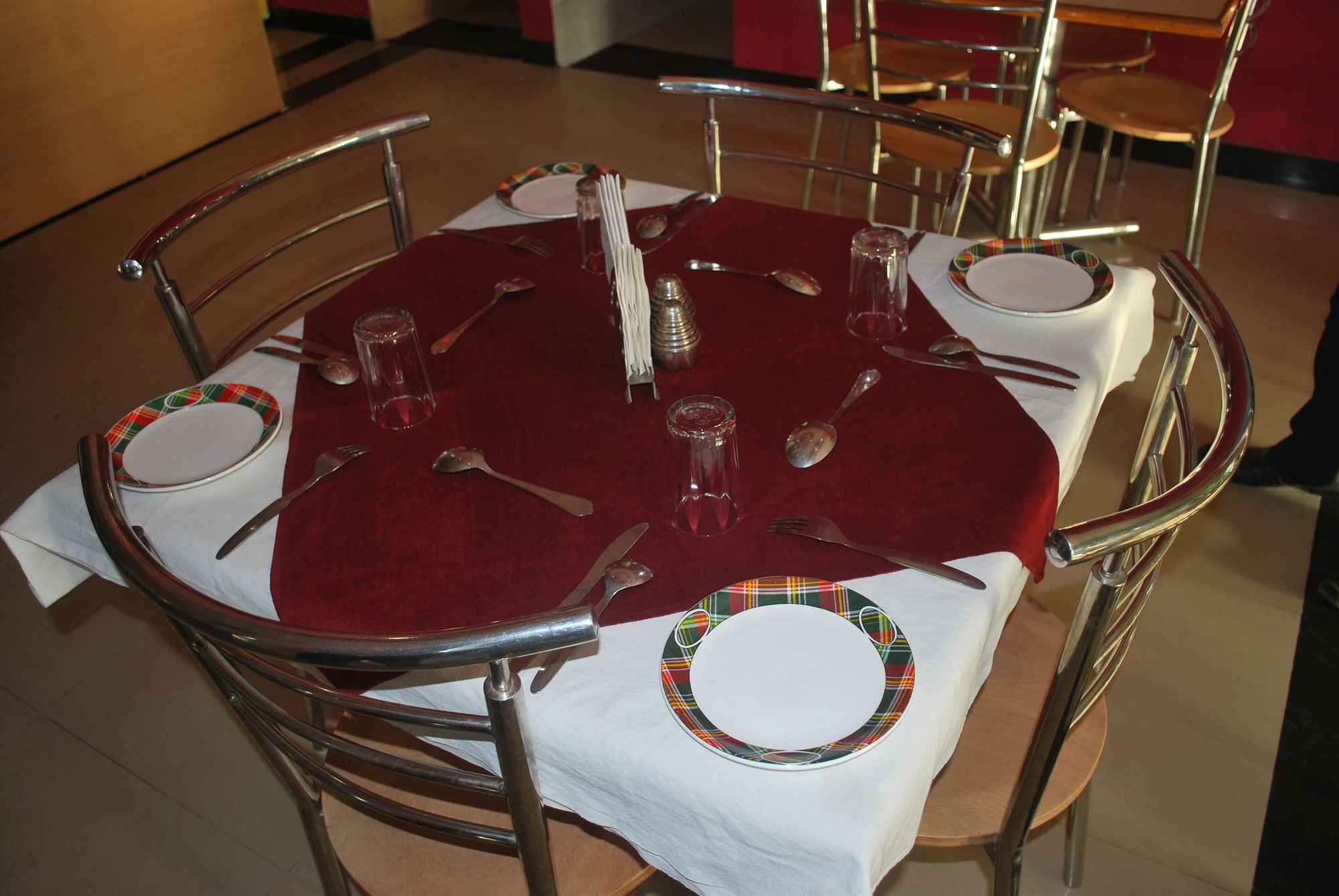 Mansarovar Palace Hotel