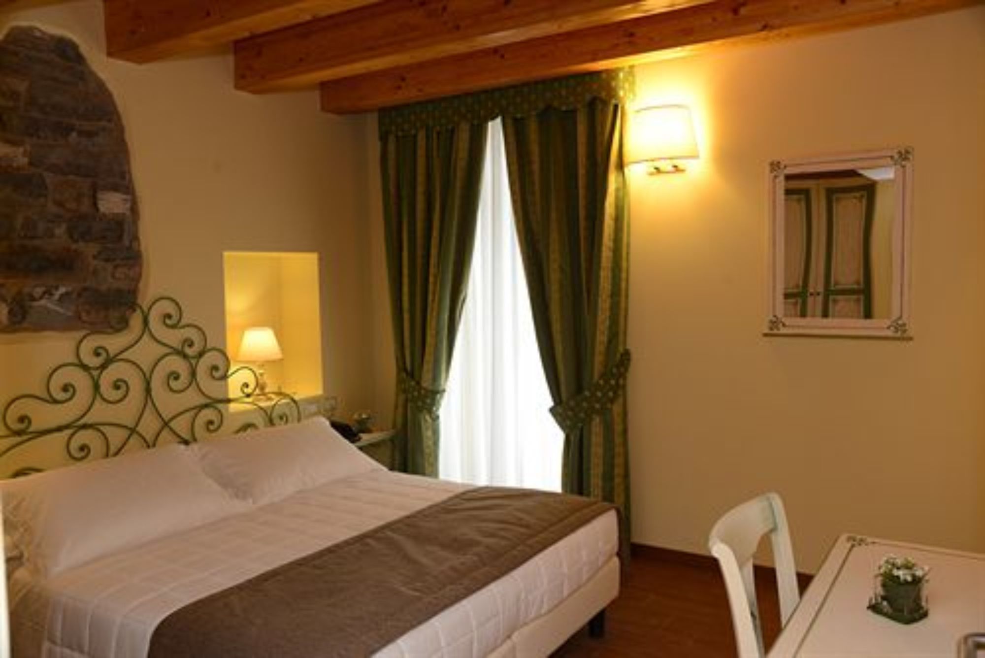 Borgo Antico Hotel