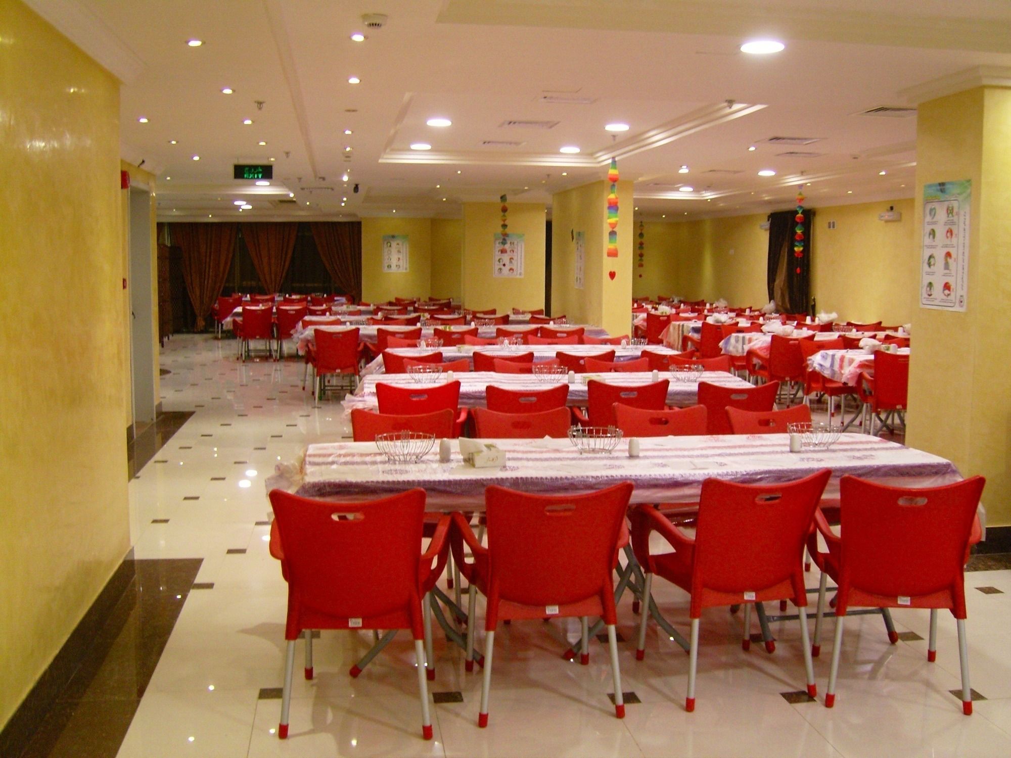 Qasr Alazzizia Hotel