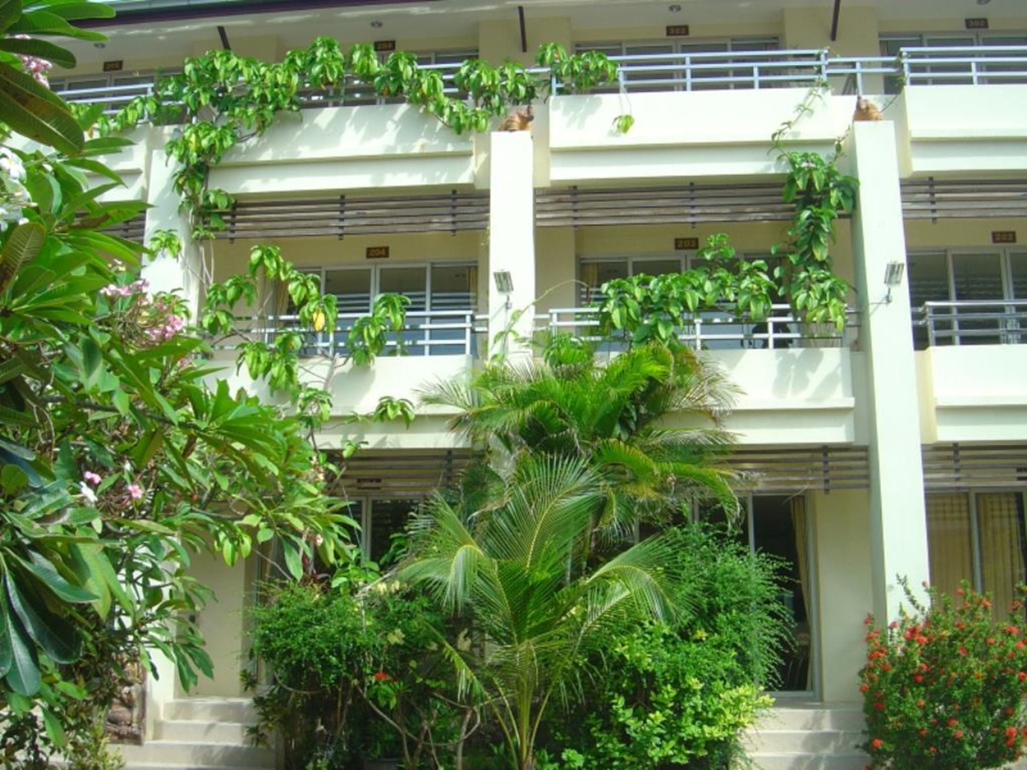 Lucky Mother Bungalow 2 Chaweng Beach — foto 2