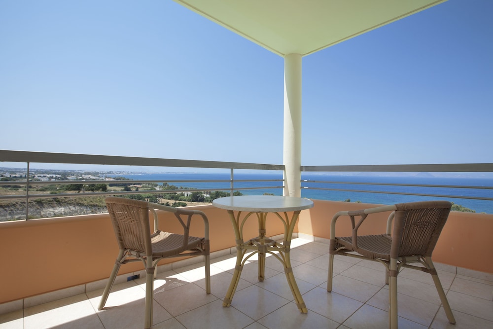 Kipriotis Panorama Hotel And Suites