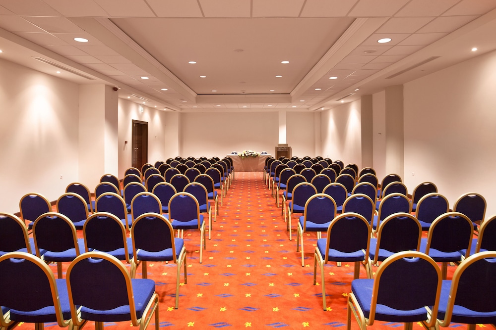 Kipriotis Panorama Hotel And Suites