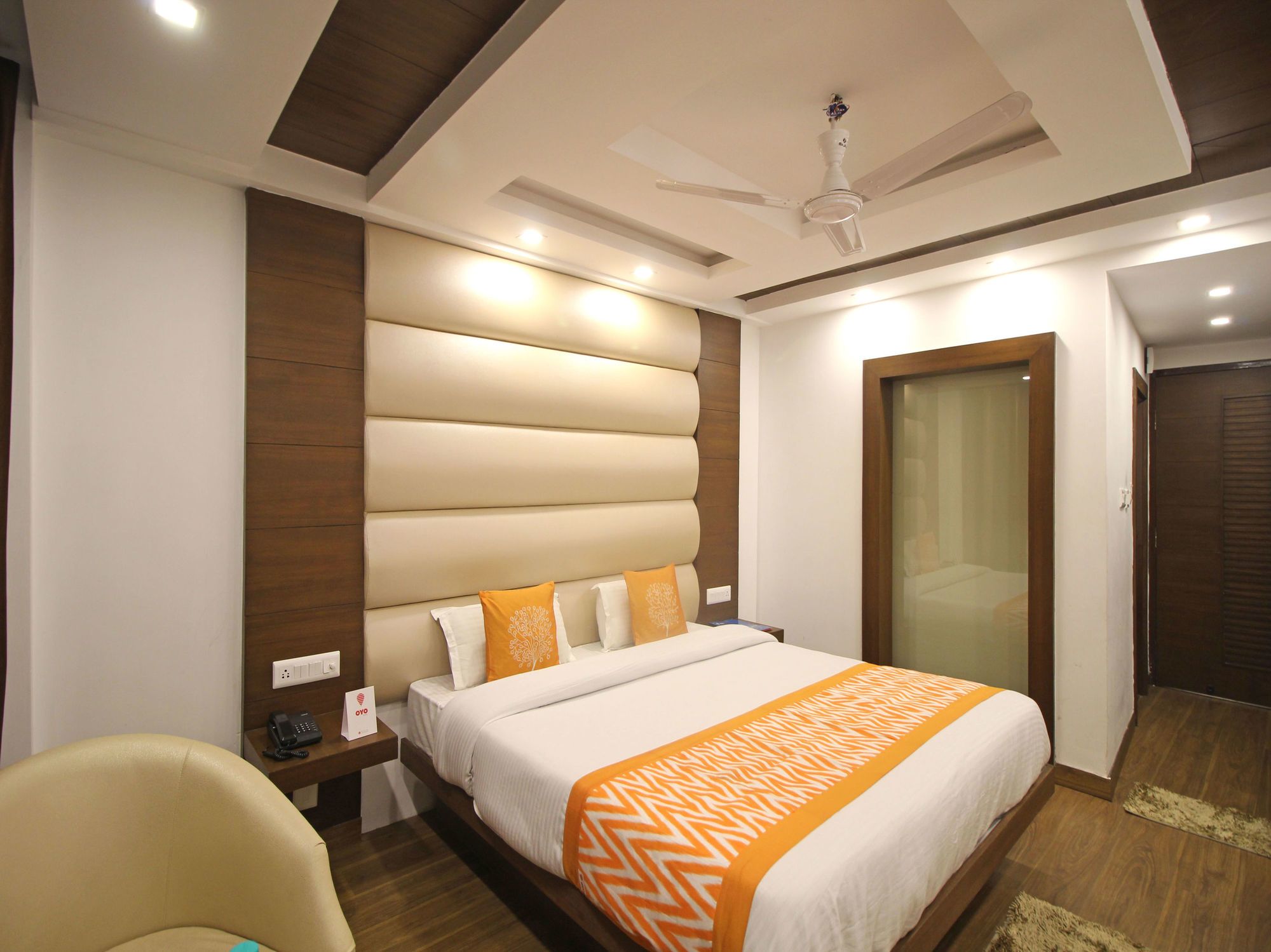 OYO 6119 Hotel Royal Classic