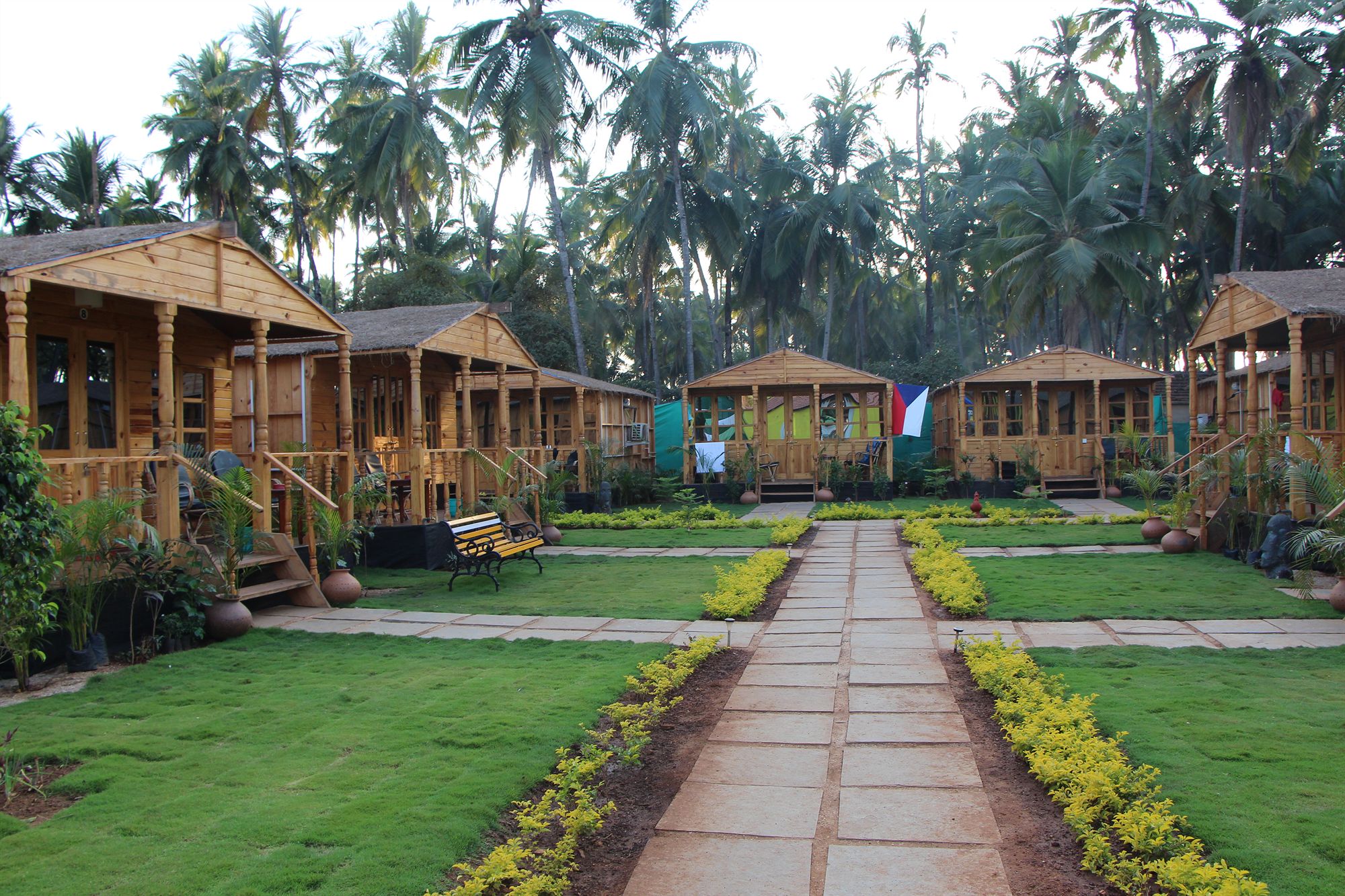 Side Image 2