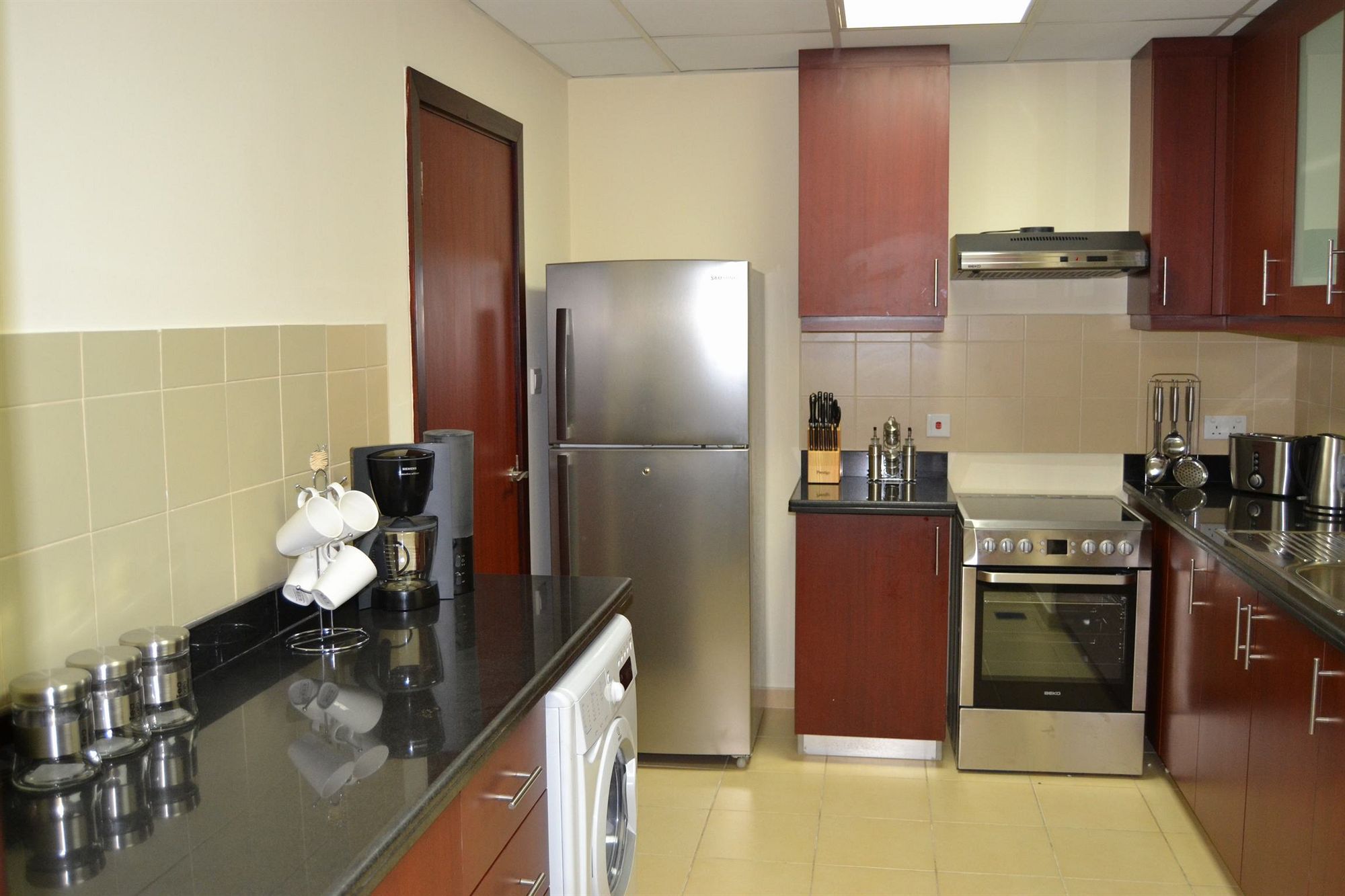 Vacation Holiday Homes - Jumeirah Beach Residences