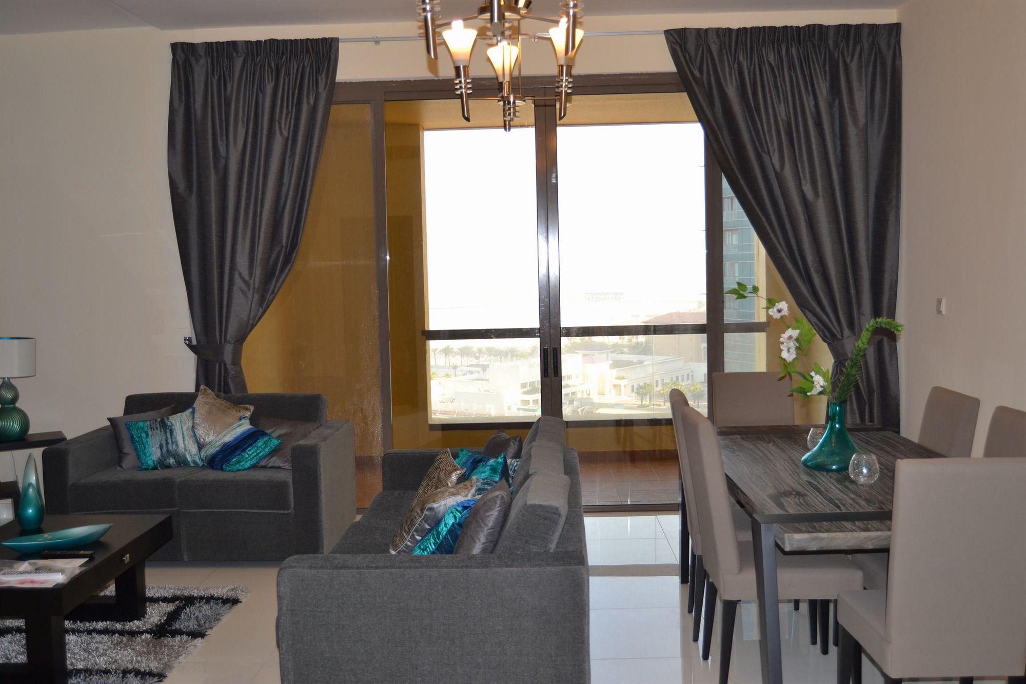 Vacation Holiday Homes - Jumeirah Beach Residences