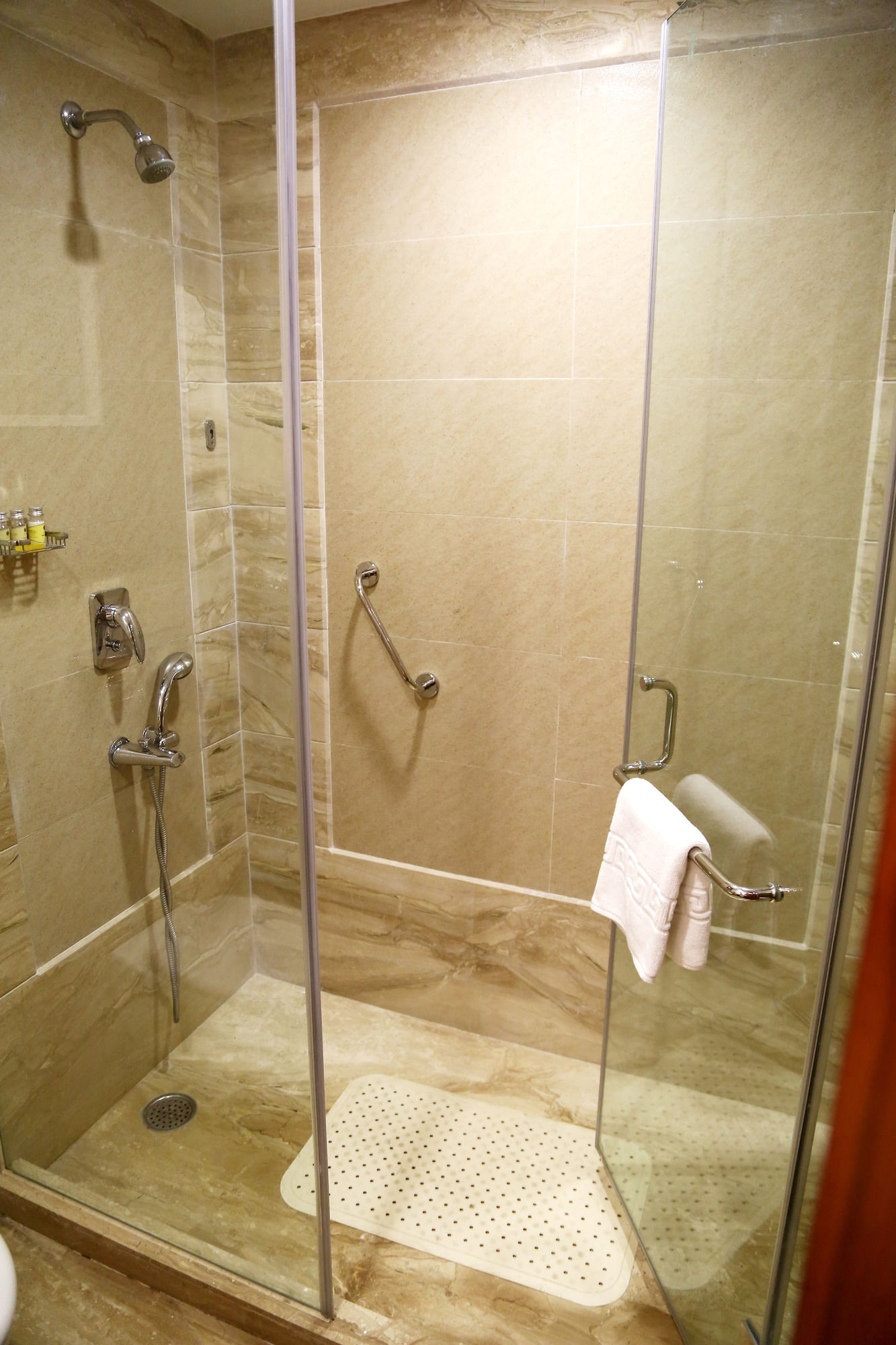 Grand Notting Hills Hotel and Resorts