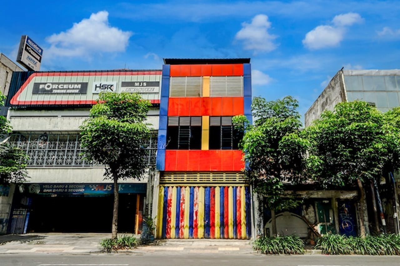 Hotel O Surabaya near Universitas Airlangga formerly Kertajaya Residence Surabaya