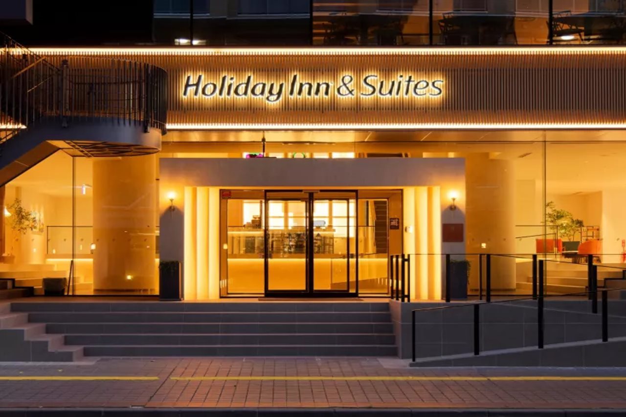 Holiday Inn & Suites Sapporo Odori Park