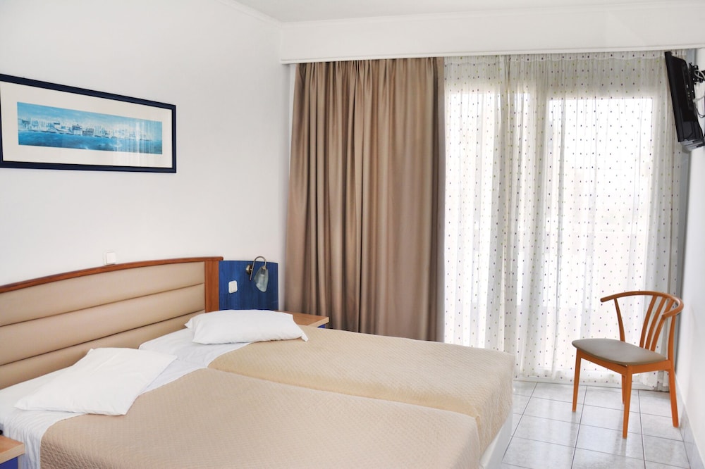 Kosta Palace City Hotel