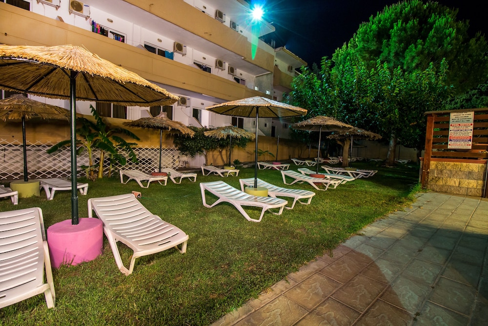 Cabu Hotel Adults Only