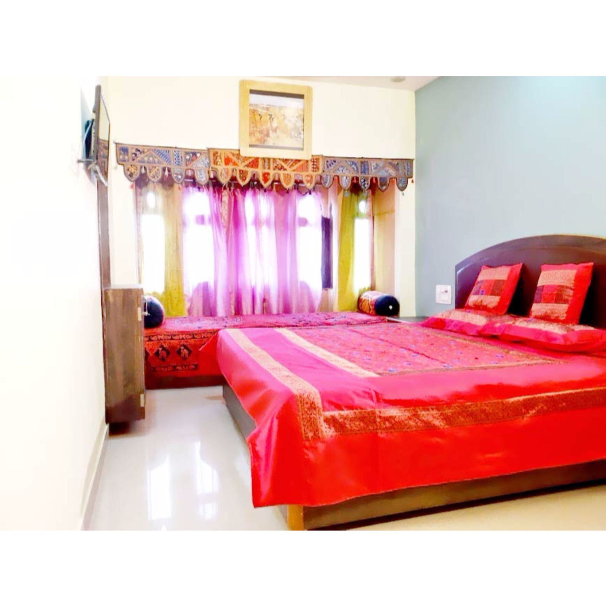 Vista Rooms at Amar Sagar Gate