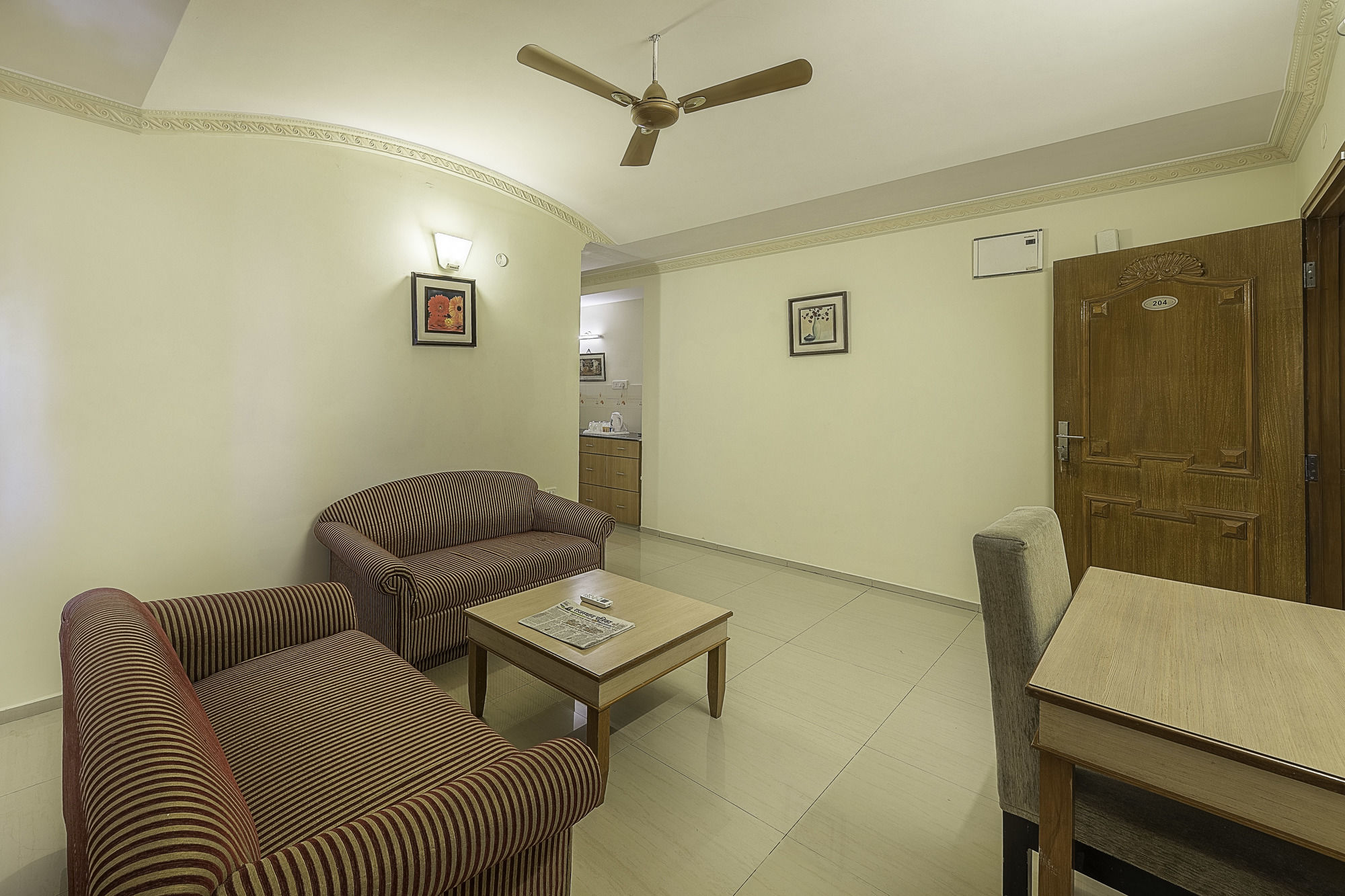 Treebo Woodsvilla Suites