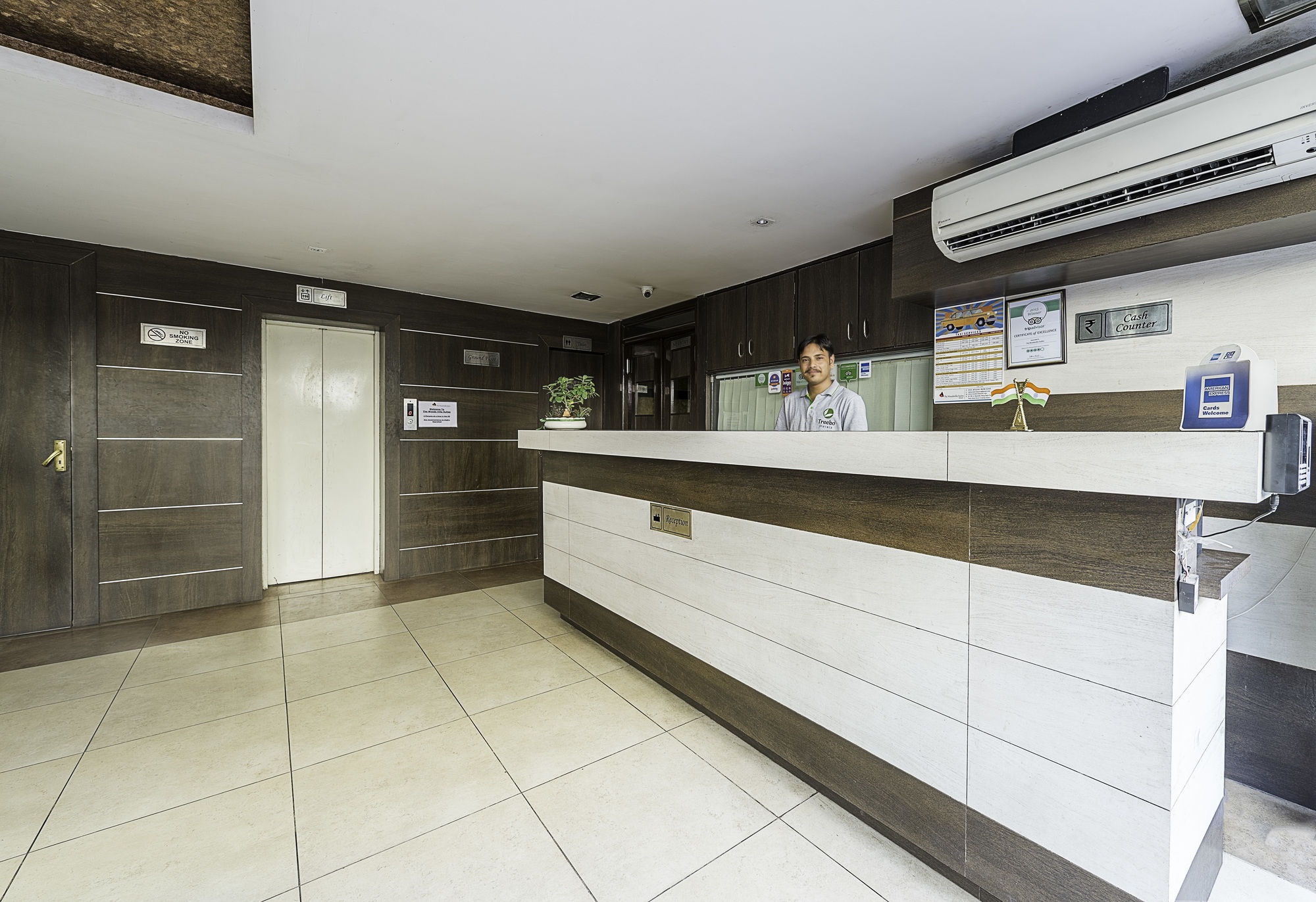 Treebo Woodsvilla Suites