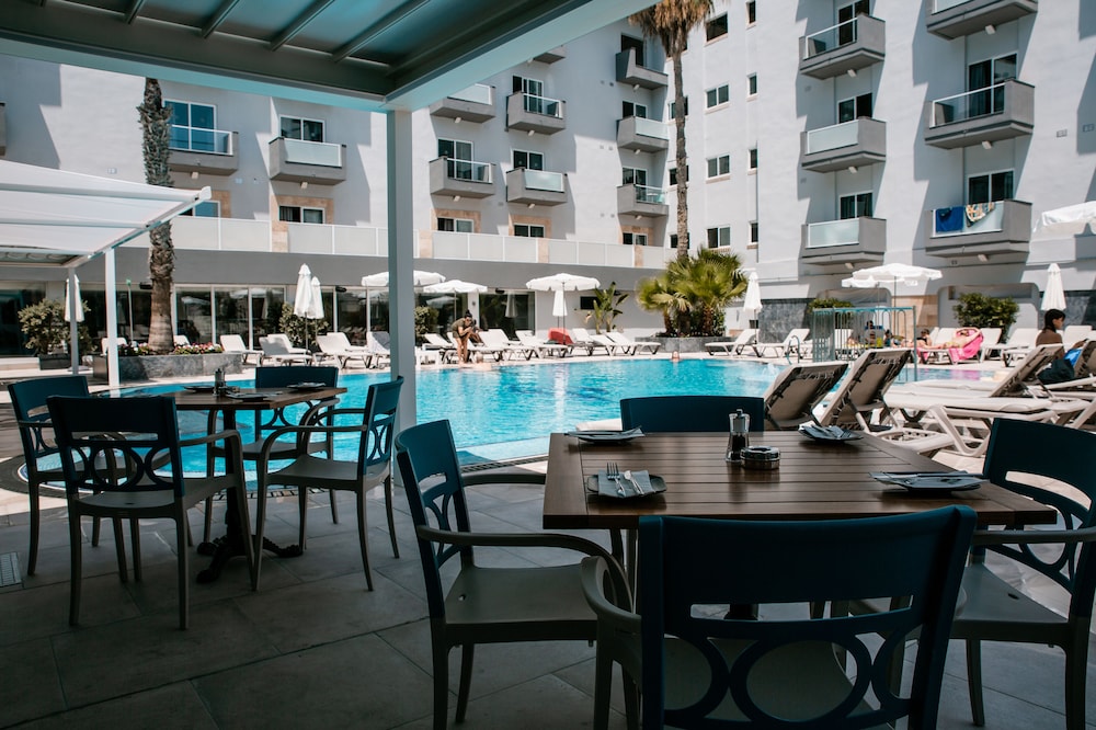 Pebbles Resort