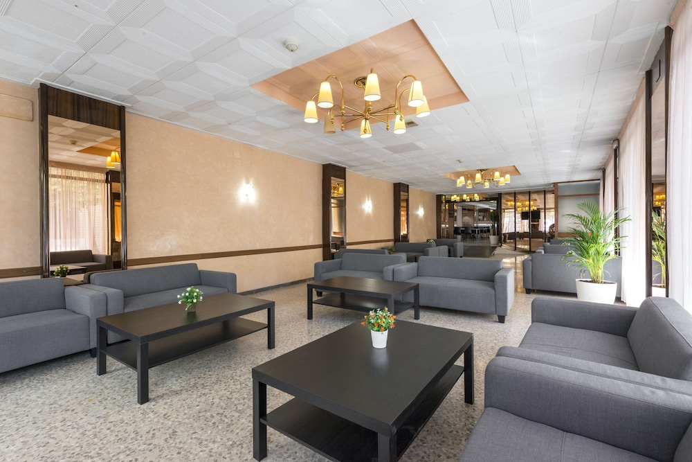 Marisol Hotel