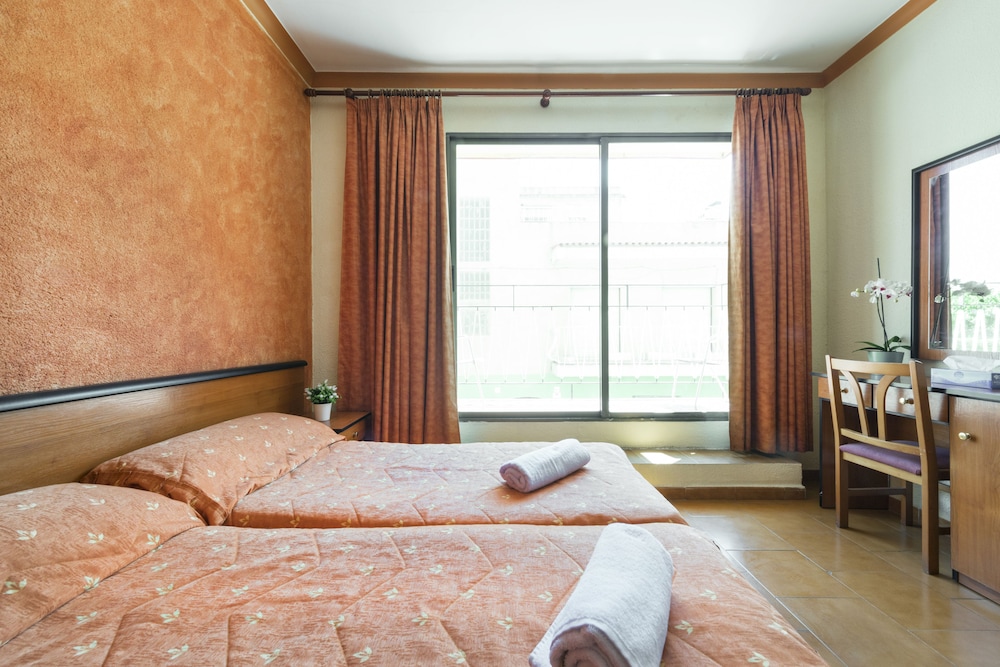 Marisol Hotel