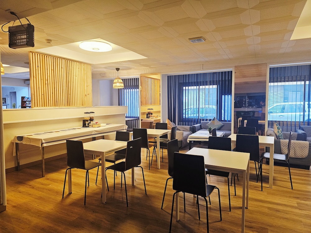 Marisol Hotel