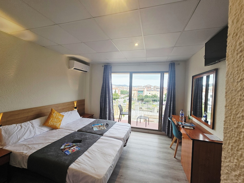 Marisol Hotel