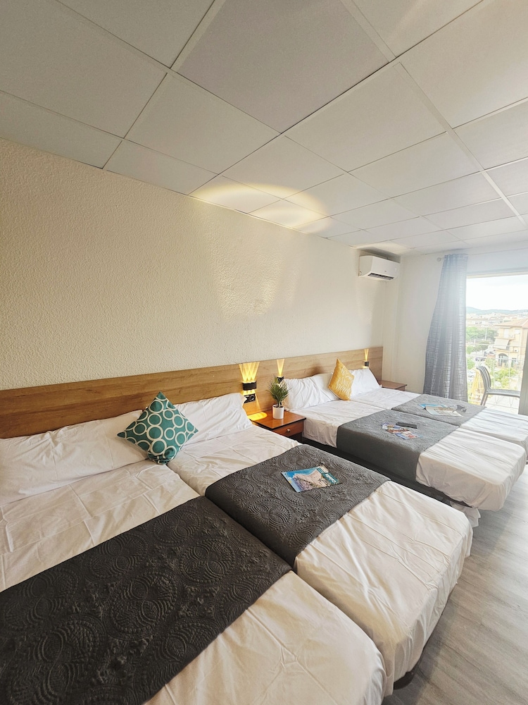 Marisol Hotel