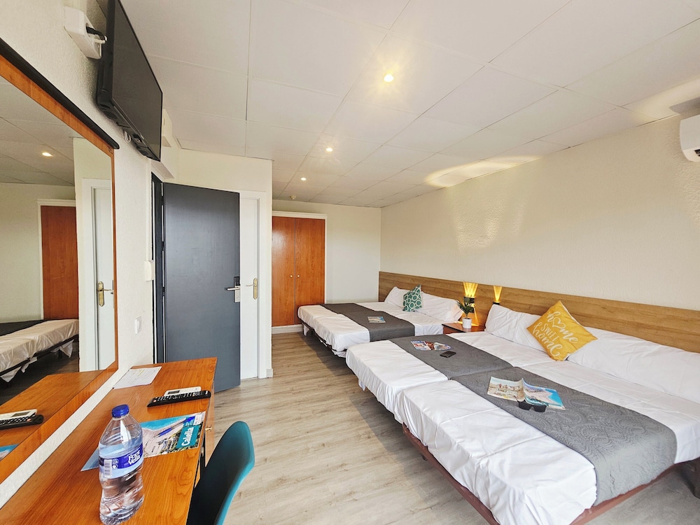 Marisol Hotel
