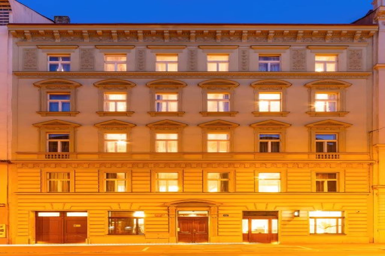 S42 HOTEL