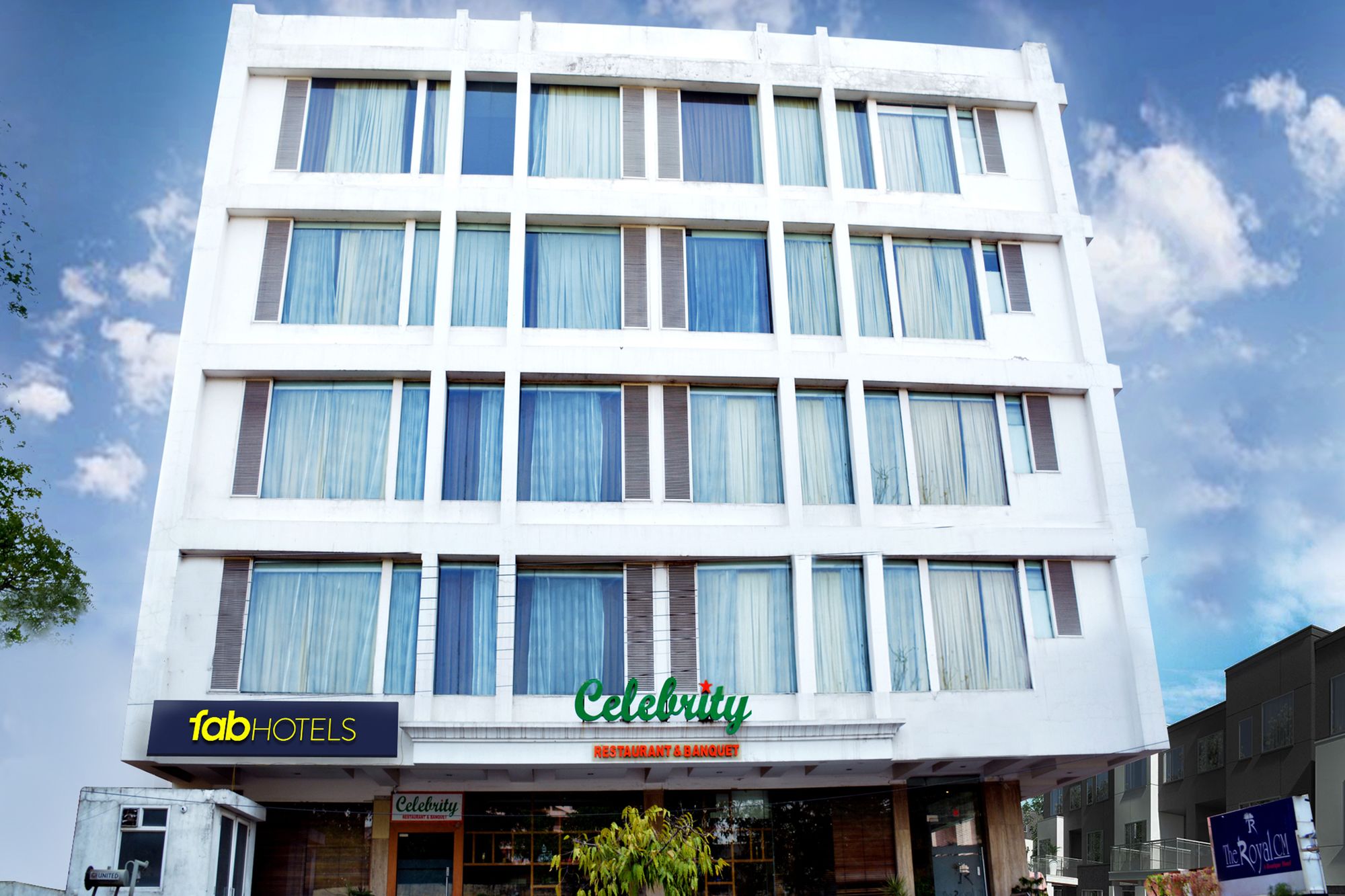 FabHotel Royal CM Bani Park
