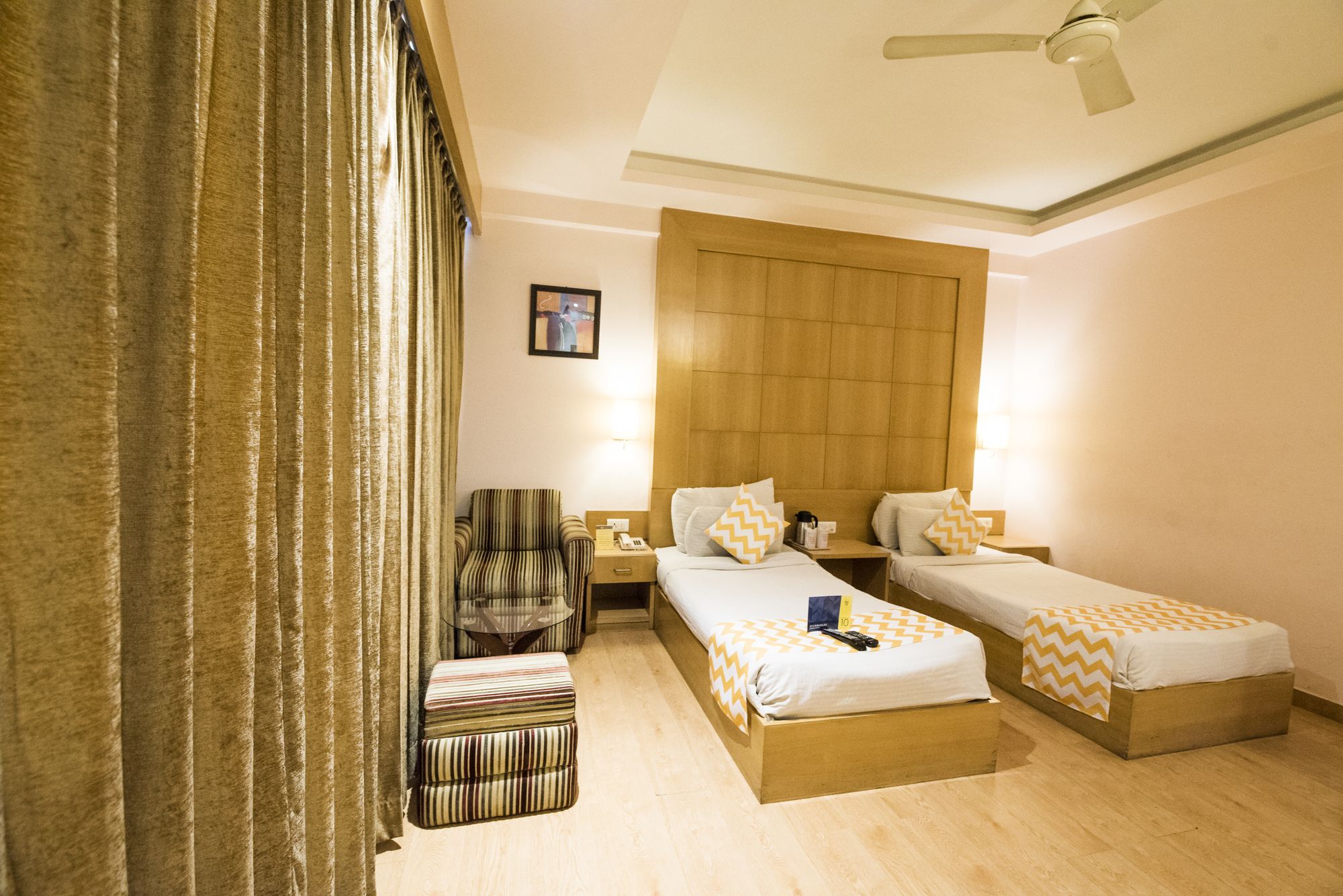 FabHotel Royal CM Bani Park