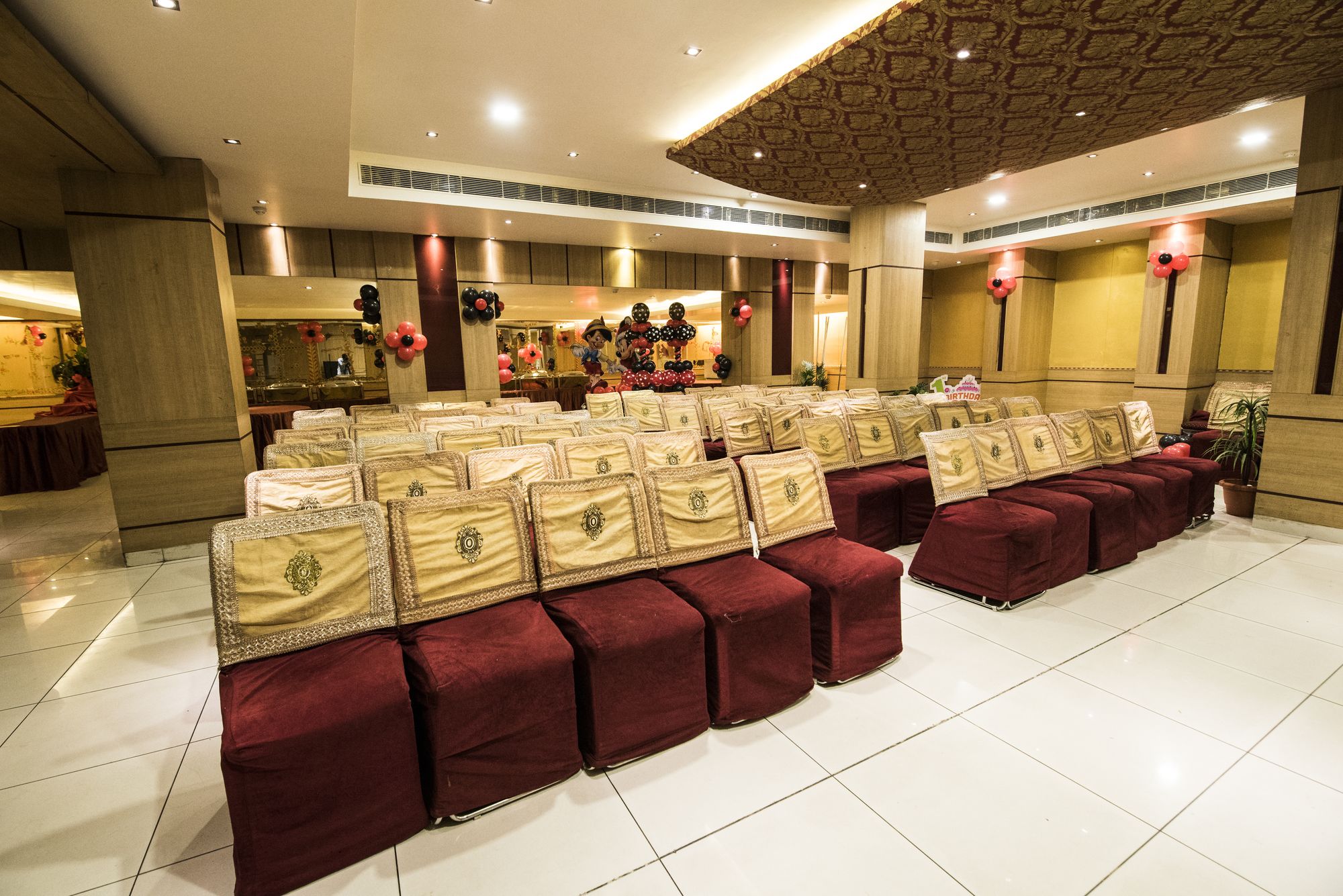 FabHotel Royal CM Bani Park