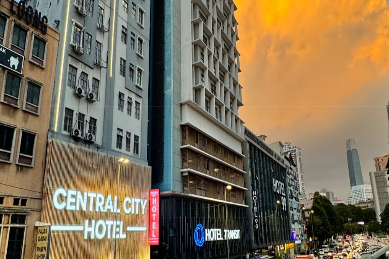 Central City Hotel at Chinatown