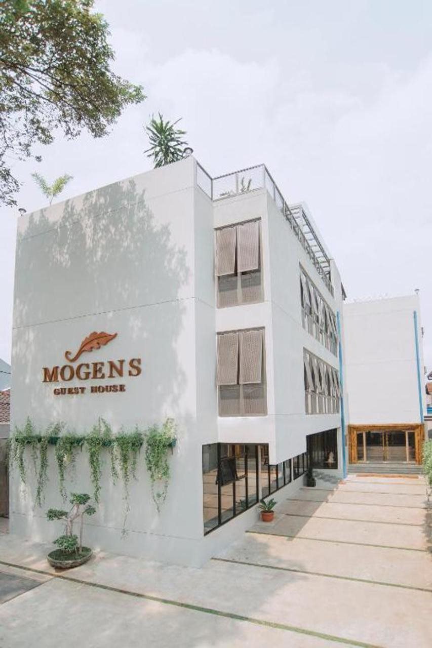 Mogens Guest House