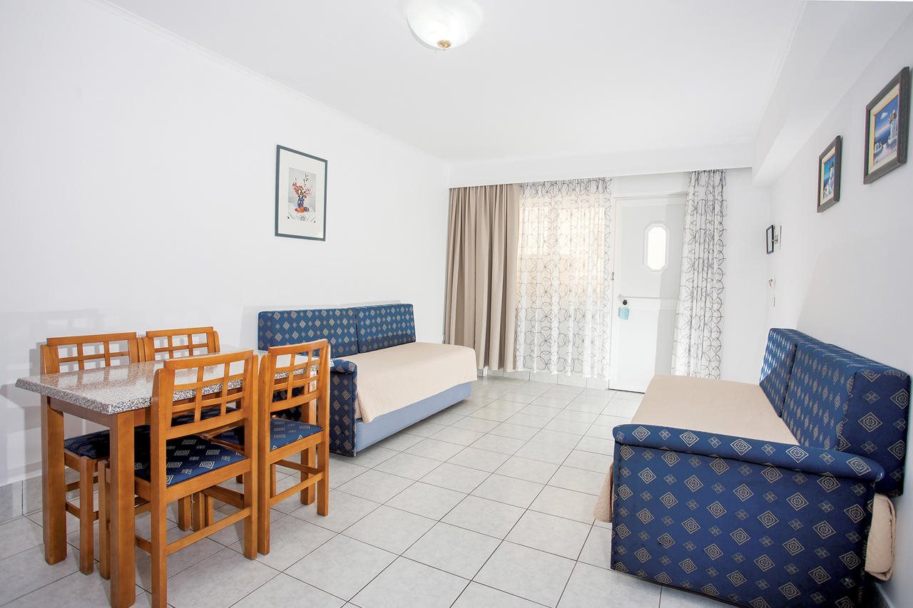Kosta Palace City Hotel
