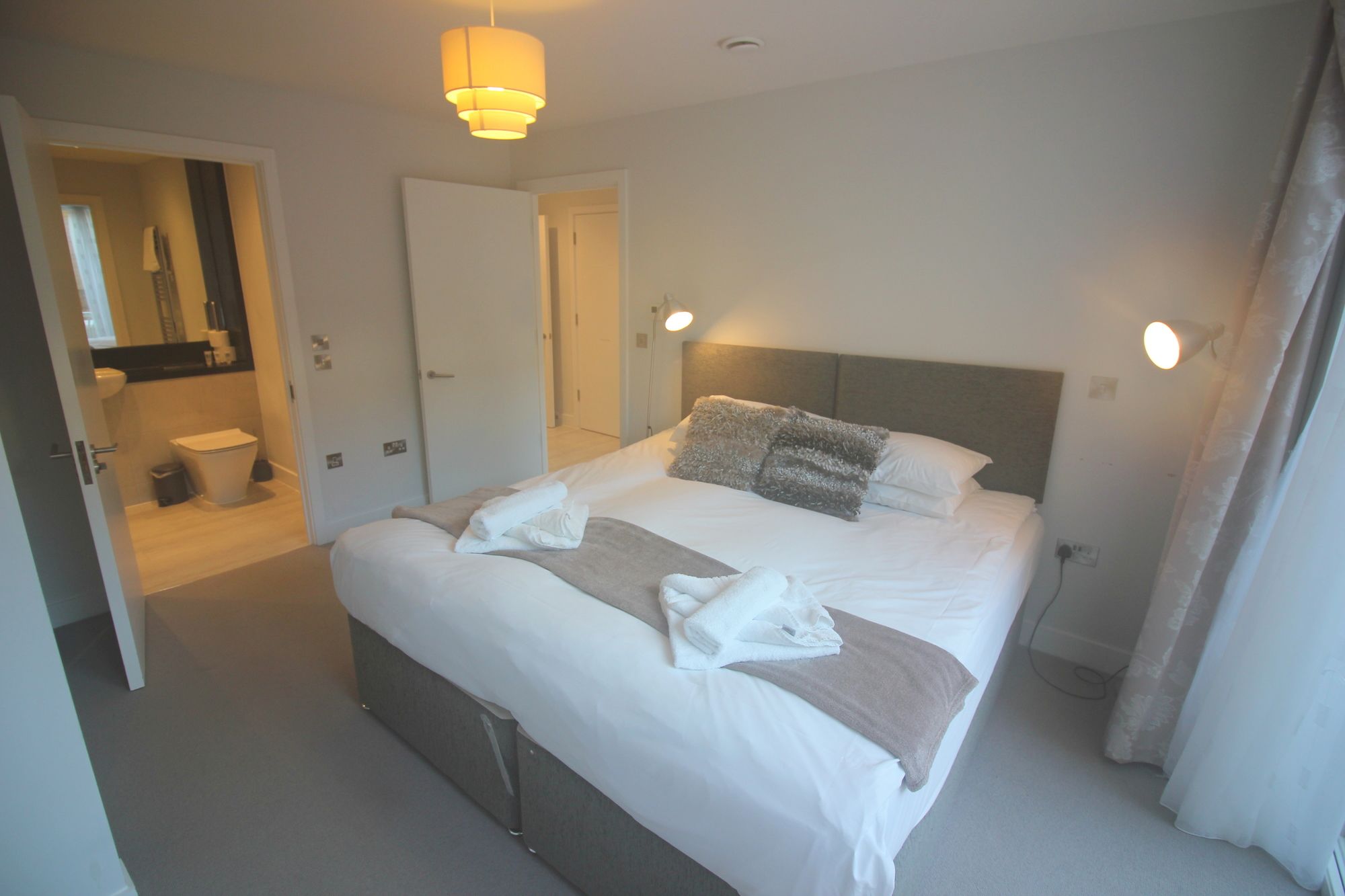 Peymans - The Station Suite Serviced Apartment