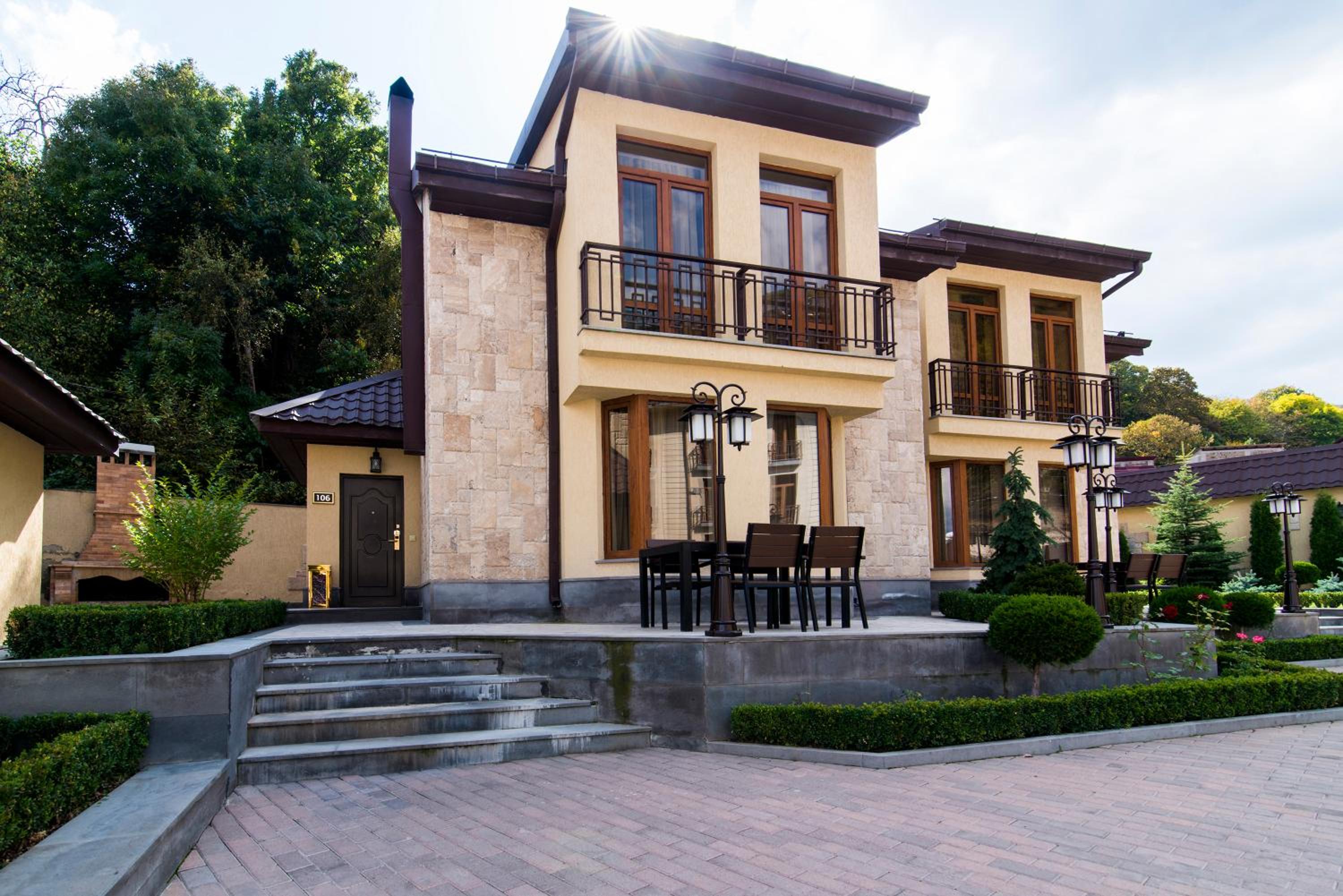 Elegant Hotel Resort