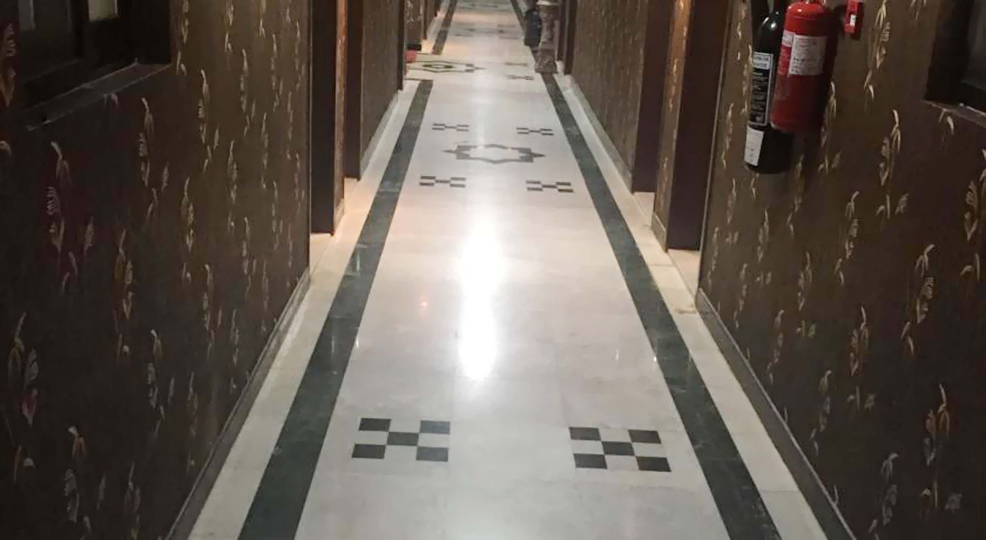 Royal Garden Hotel