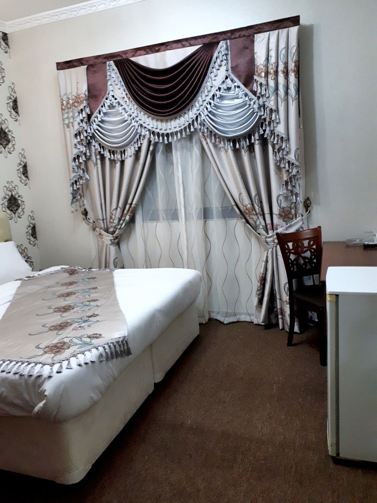 Royal Garden Hotel