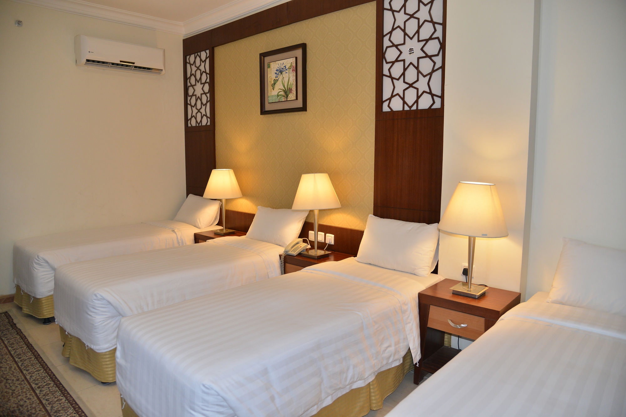 Dar Al Shohadaa Hotel