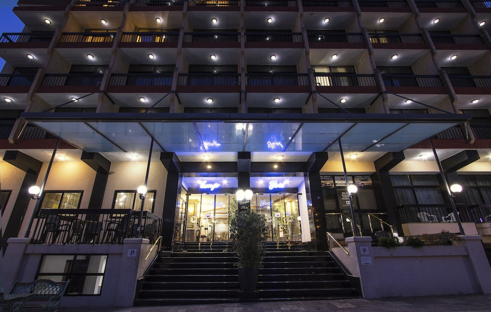 Canifor Hotel