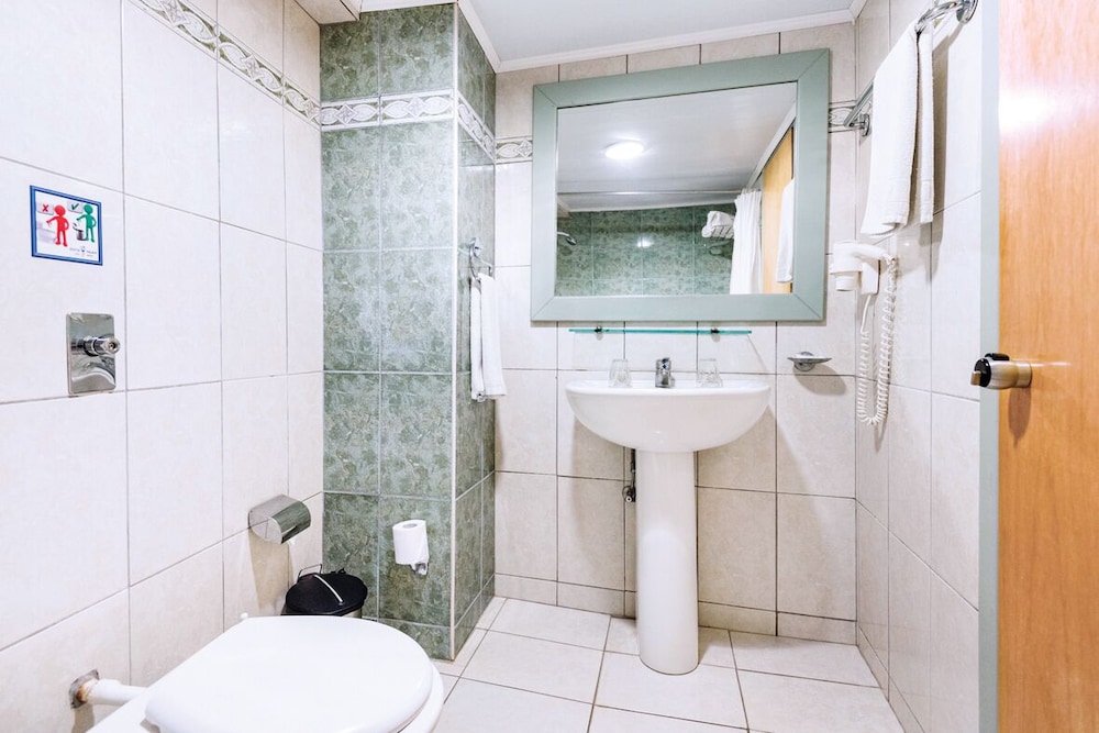 Kosta Palace City Hotel
