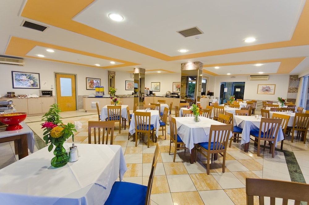 Kosta Palace City Hotel