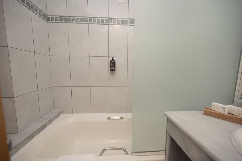 Kosta Palace City Hotel
