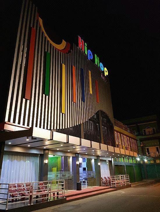 Hip Hop Hotel Banda Aceh