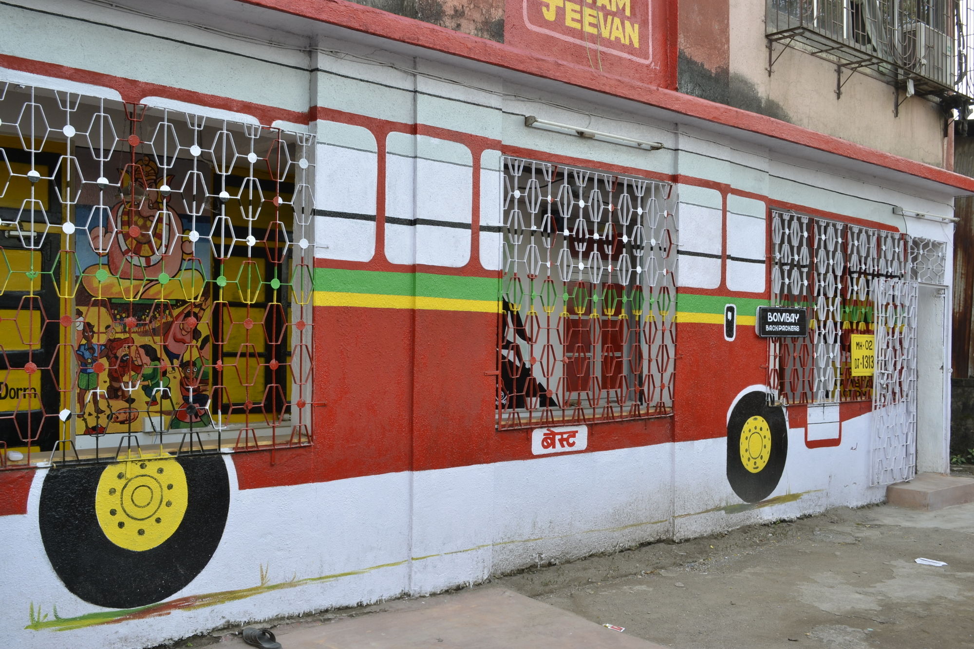 Bombay Backpackers