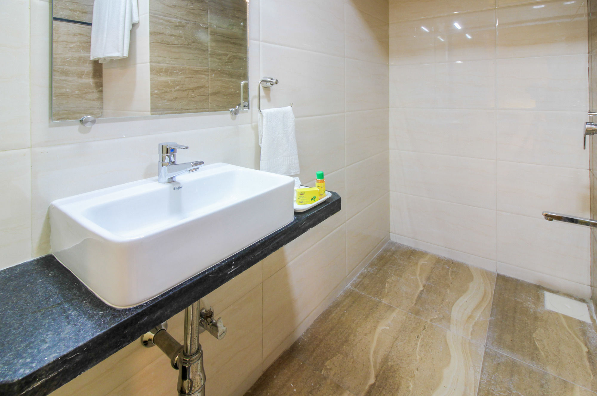 FabHotel Atlas Plaza Andheri East