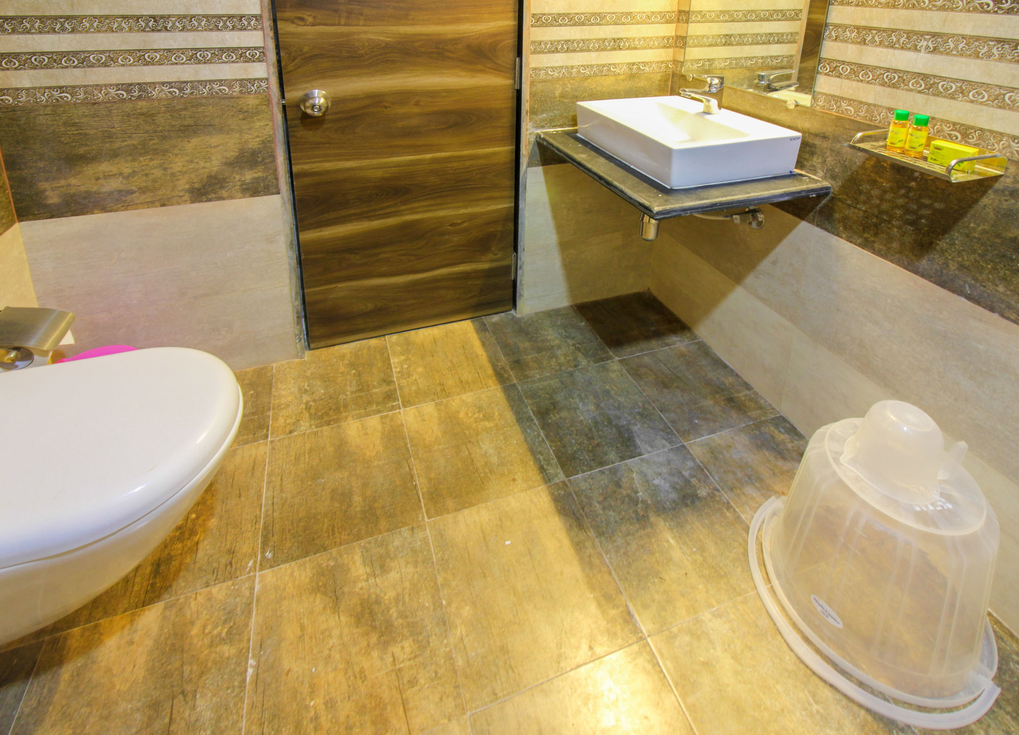 FabHotel Atlas Plaza Andheri East