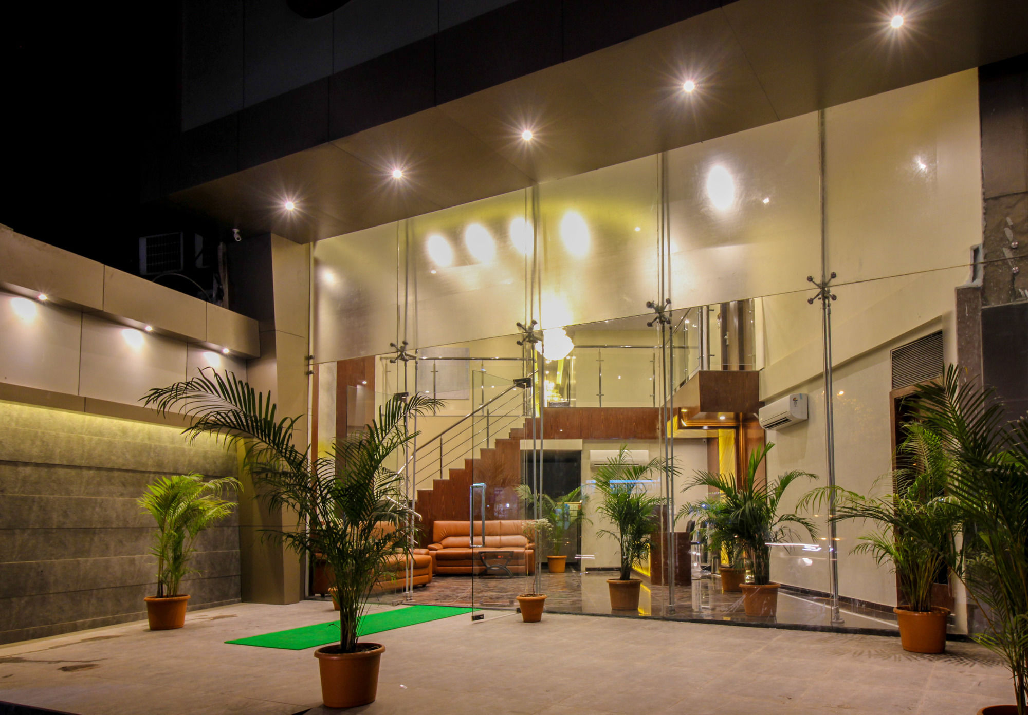 FabHotel Atlas Plaza Andheri East