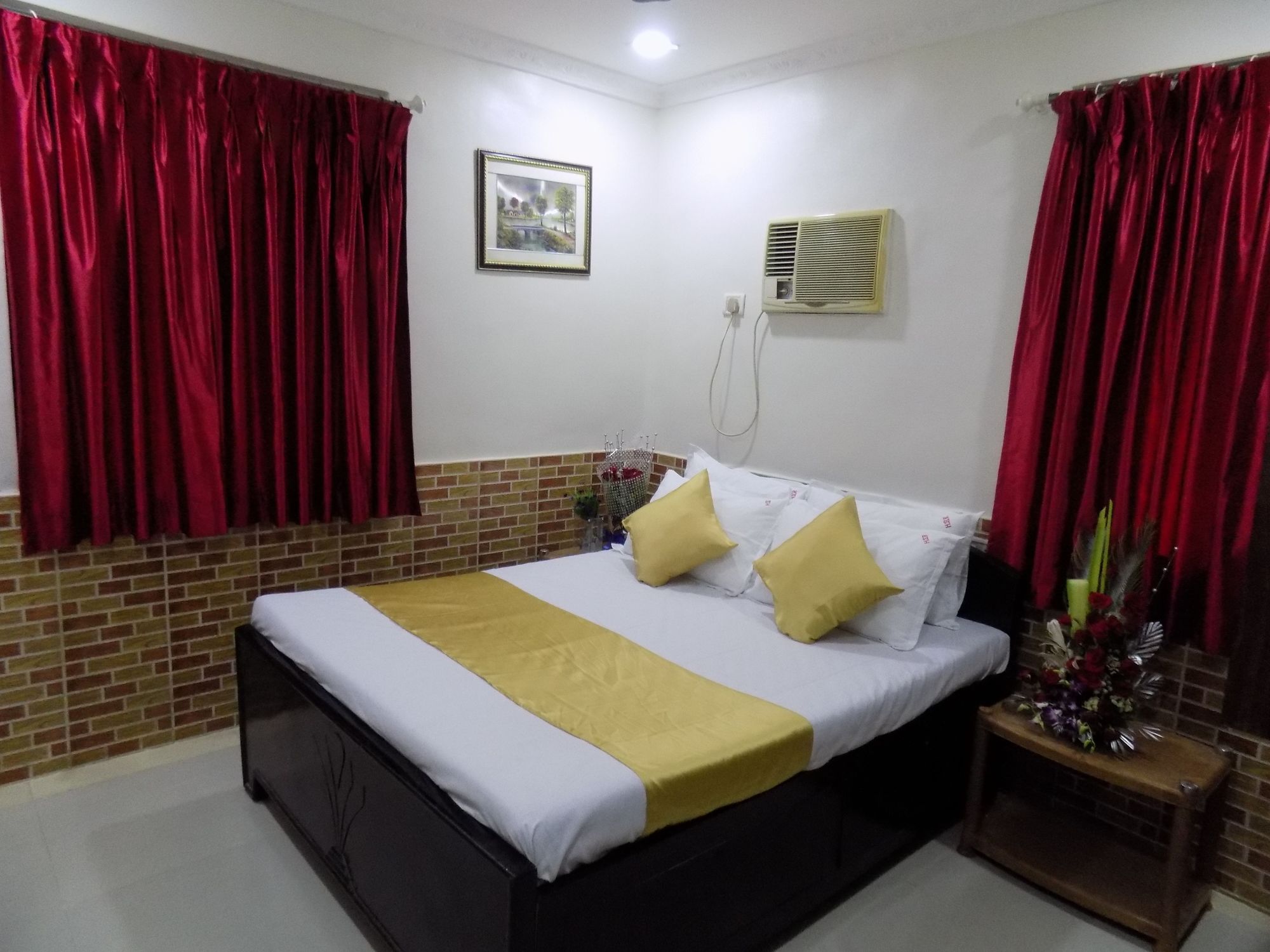 Hotel Garden Residency